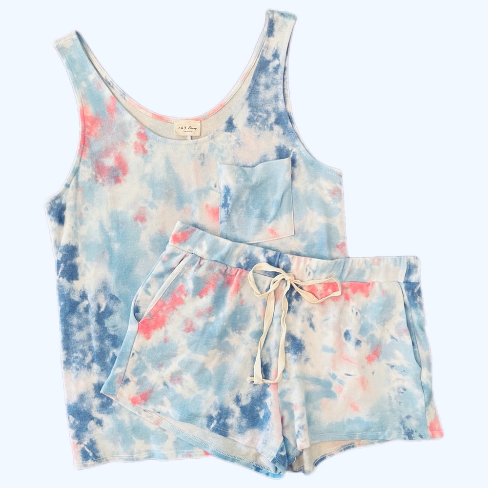 1.4.3. Story Tank & Shorts Tie Dye Lounge Set Size Large